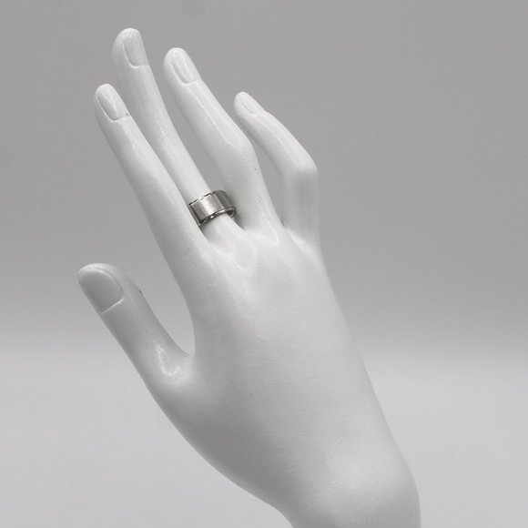 Silver tone ring band 8mm wide - Picture 5 of 5